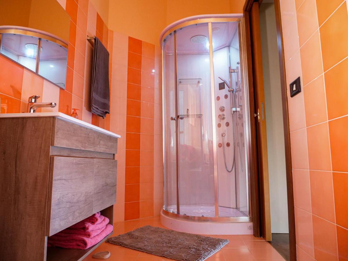 Wonderful Downtown Apartment-Hd Netflix, King-Size Bed, Two Minutes' Walk From Metro Milan Extérieur photo